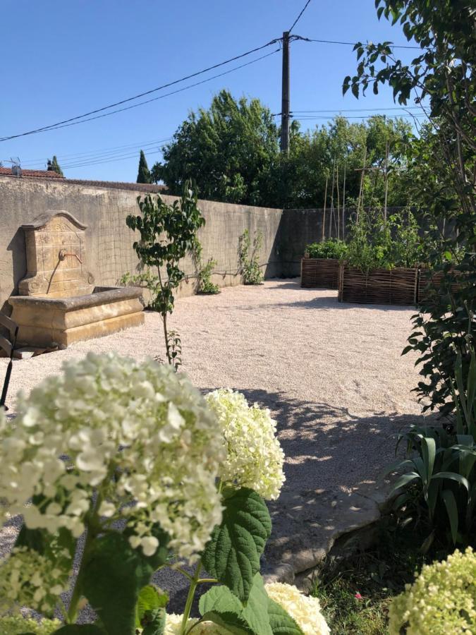 Bed and Breakfast Lulu En Provence LʼIsle-sur-la-Sorgue Exterior foto